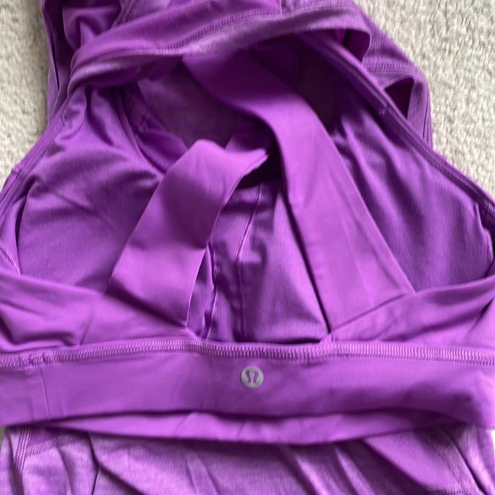 Lululemon work the circuit tank in Heathered Moonlit Magenta